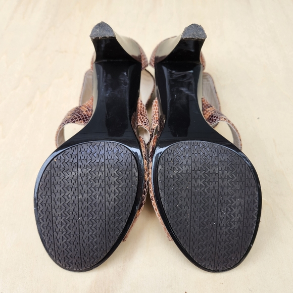 MICHAEL Michael Kors Berkley T-Strap Python Zip Up Heels - Size 9 M - Picture 11 of 11